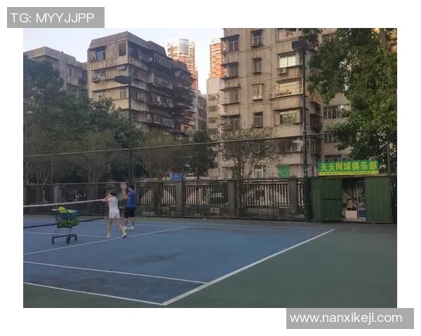 深圳网球队区域防守战术解析与深度剖析之旅 深圳网球队区域防守战术解析与深度剖析之旅